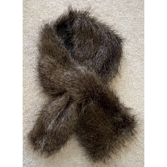 Faux Fur Scarf Wrap Brown Pull-Through Wedding Evening Formal Prom Mob Wife - Picture 1 of 9